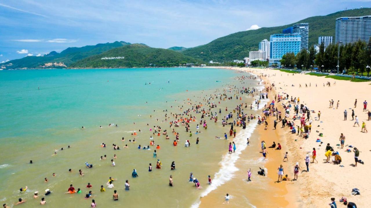 Khach San Ciao Quy Nhon Hotel Exterior photo