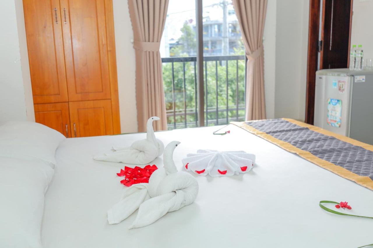 Khach San Ciao Quy Nhon Hotel Exterior photo