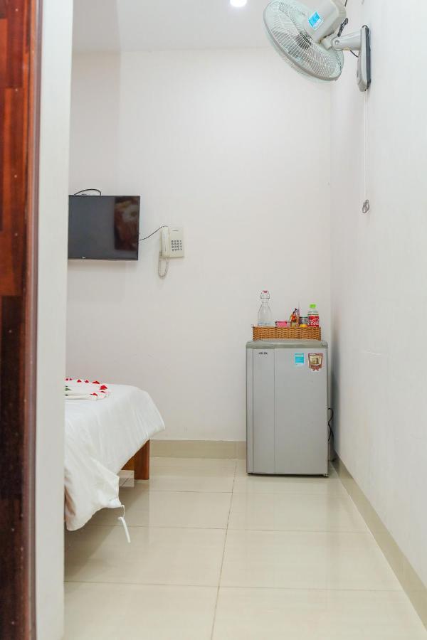 Khach San Ciao Quy Nhon Hotel Exterior photo