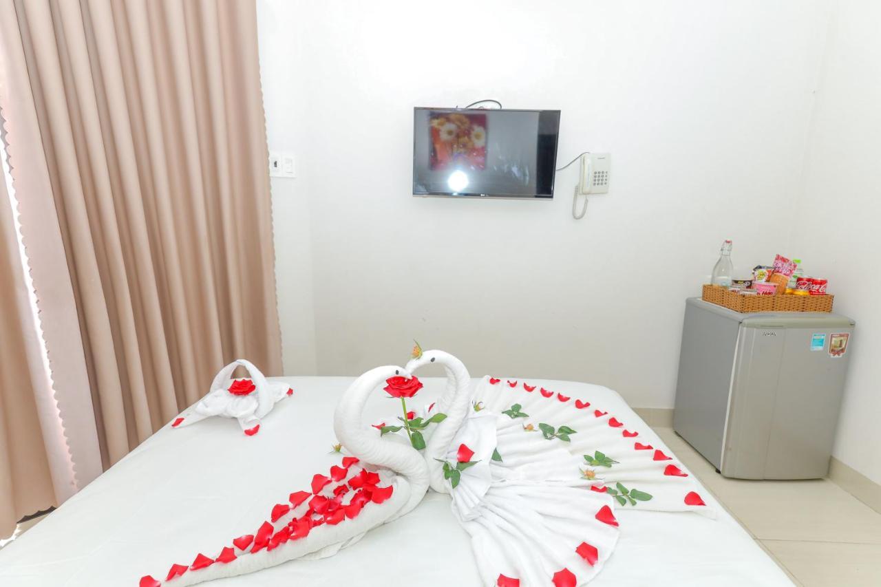 Khach San Ciao Quy Nhon Hotel Exterior photo